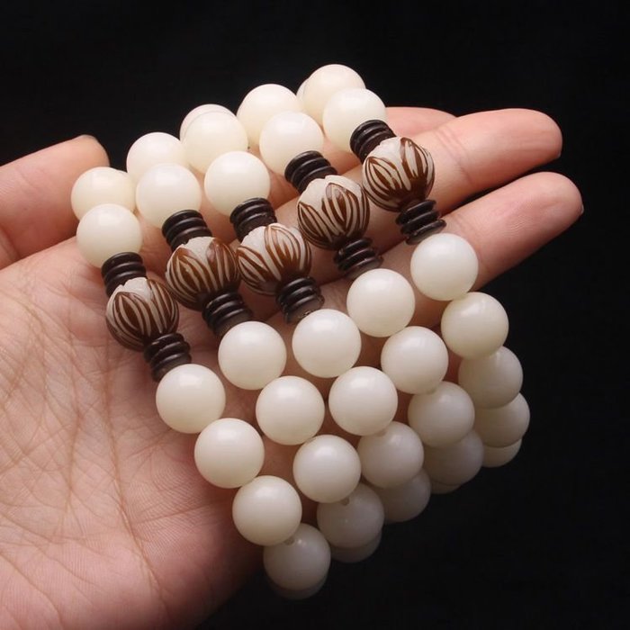 【保平安吉祥，招財開運】【海天佛國（南海普陀山）--九華山過香爐開光】 天然白玉菩提根雕刻蓮花佛珠手串